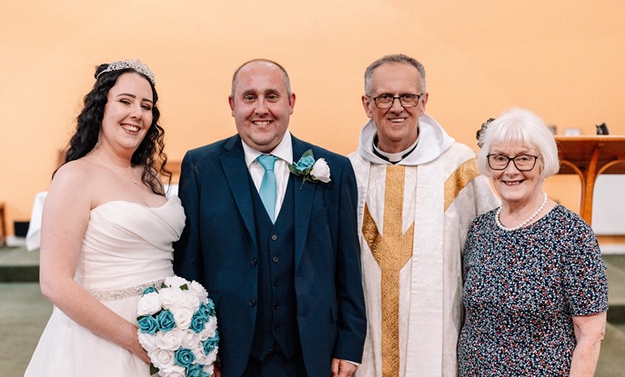 Vikki Beat Neal Terry