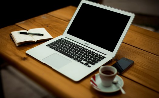 Macondesk