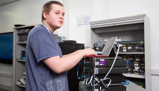 an industry first: a dual apprenticeship - master’s... BSc (Hons) Digital and Technology Solutions (Integrated Degree ...
