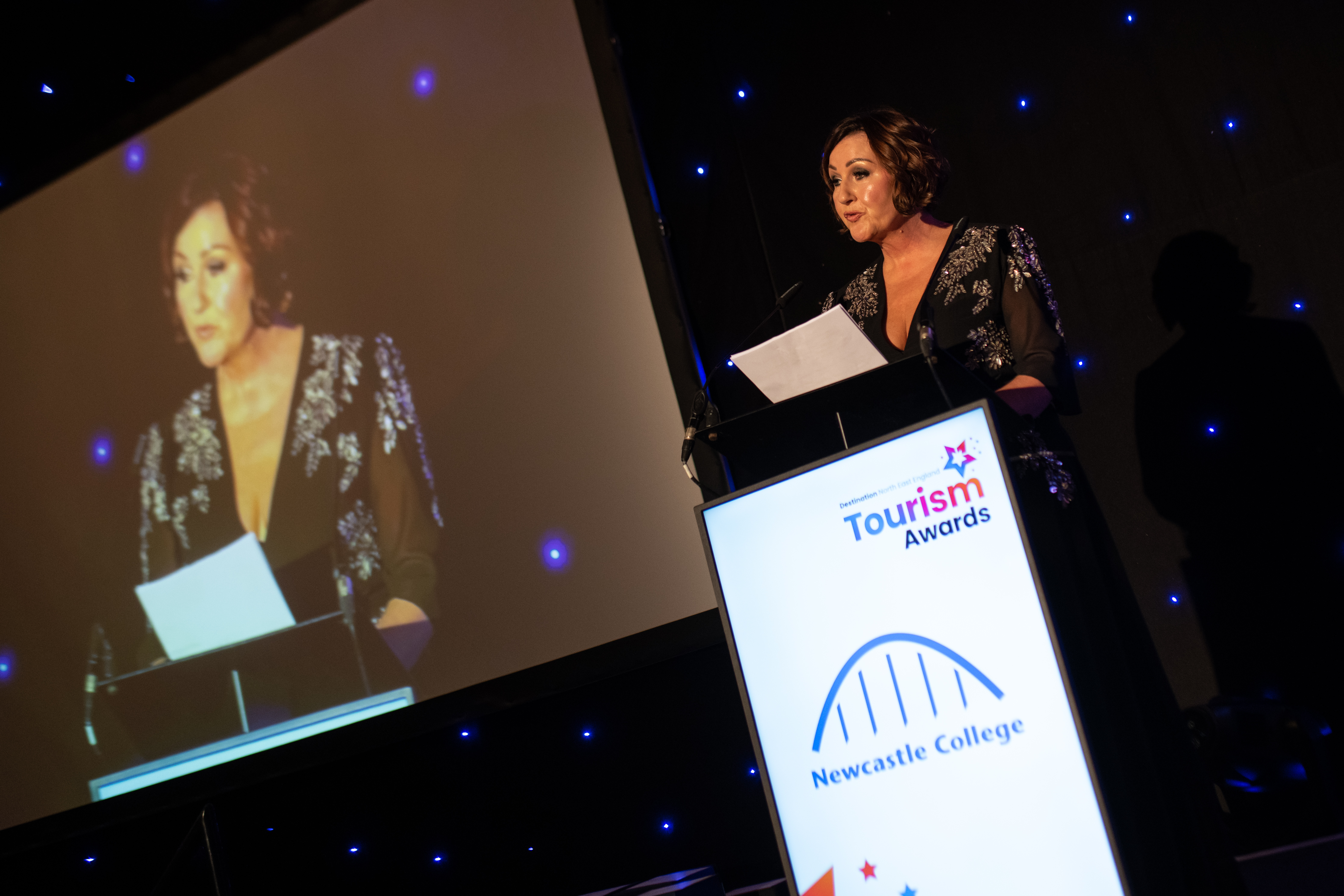 Lisa Hamilton Murray Presents Large Hotel Of The Year