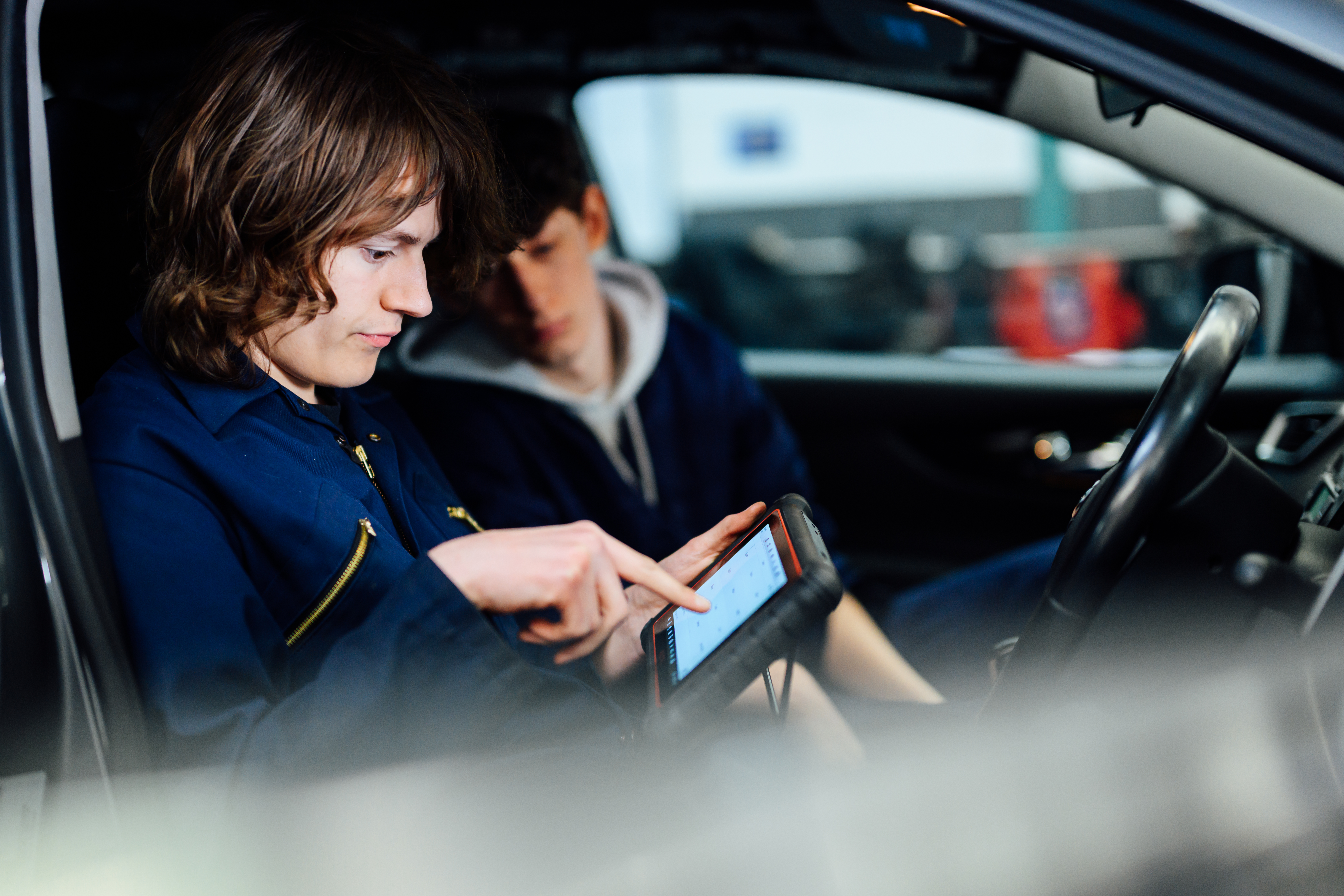 Newcastle College Automotive Vehicle Maintenance (14)