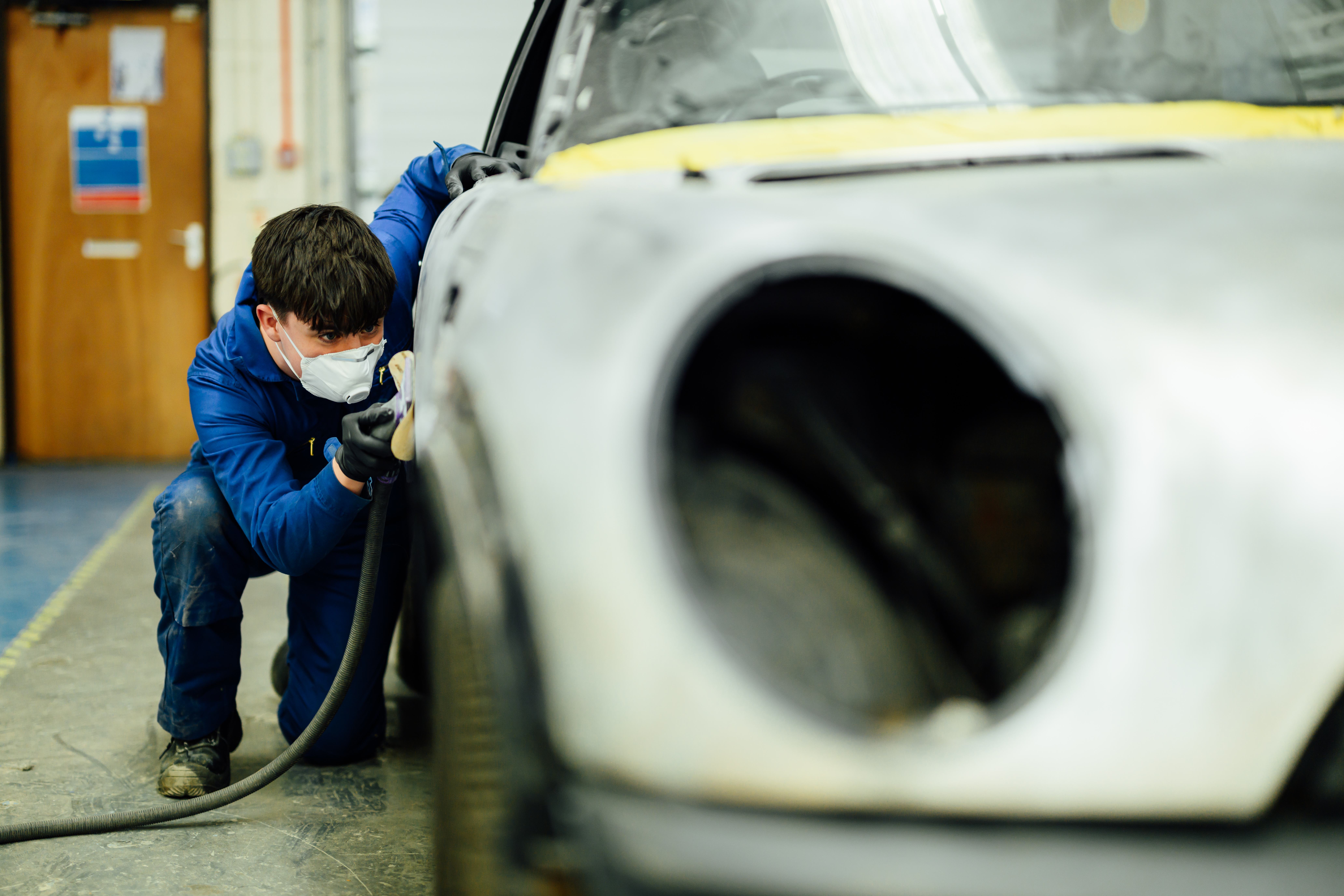 Newcastle College Automotive Spray Repair (7)