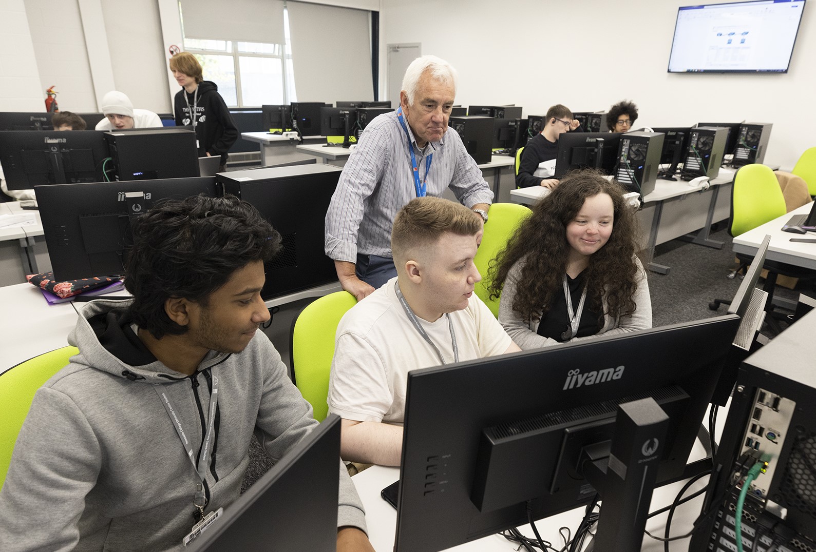 HE Digital Cyber Security Lab - working in small groups